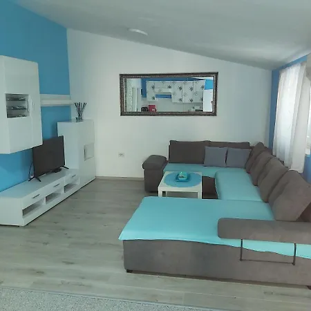 Apartman Ana Štinjan Exterior foto