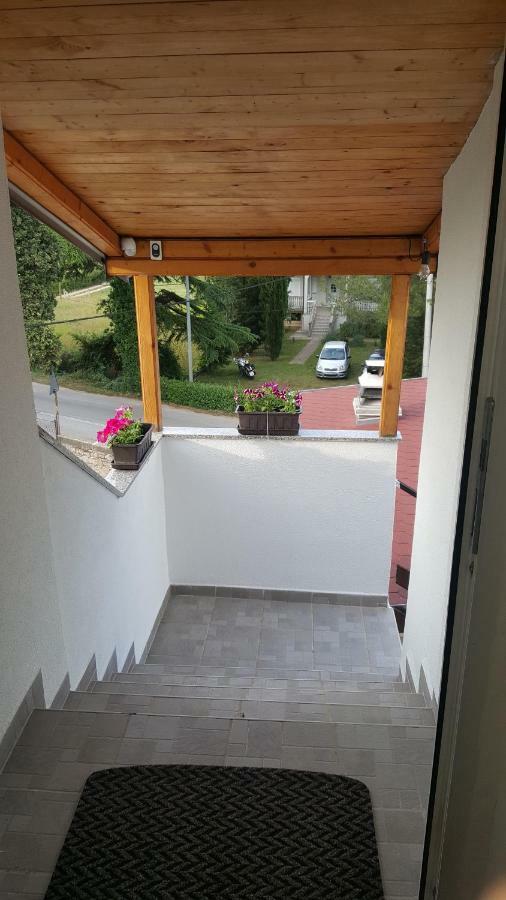 Apartment Ana *